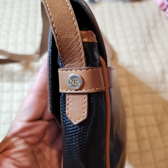 Nina Ricci Vintage Sling Bag - Picture 7 of 14